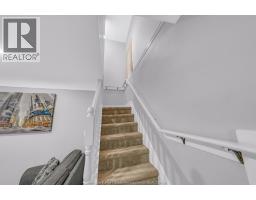 982 ELM AVENUE - 14