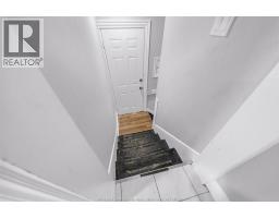 982 ELM AVENUE - 23