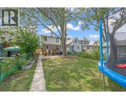 982 ELM AVENUE - 27