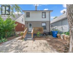 982 ELM AVENUE - 29