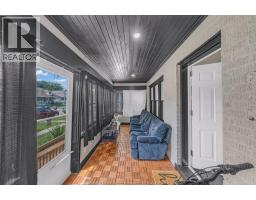 982 ELM AVENUE - 5