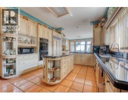 300 Elmgrove DRIVE - 24