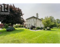 300 Elmgrove DRIVE - 40