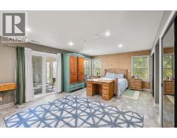 933 WEST SHORE ROAD - 21