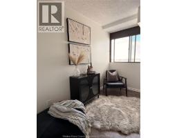 515 RIVERSIDE DRIVE West UnitNo. 1301 - 15