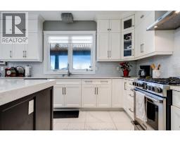 35 Augusta DRIVE - 11