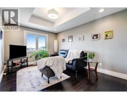 35 Augusta DRIVE - 24