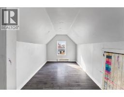 458-460 WAHKETA STREET - 36
