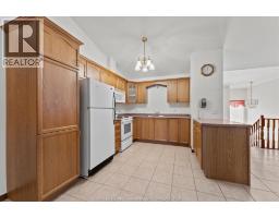 64 TOFFLEMIRE COURT - 10