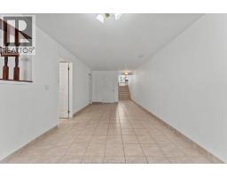 64 TOFFLEMIRE COURT - 18