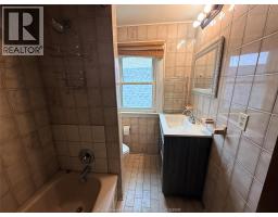 1378 ERIE STREET East - 12