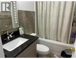 2127 DOMINION BOULEVARD - 14