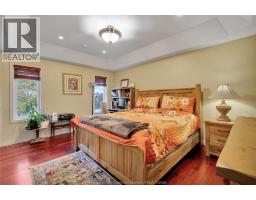 1381 EMMA STREET - 11