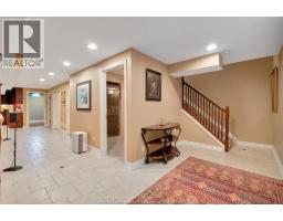 1381 EMMA STREET - 18