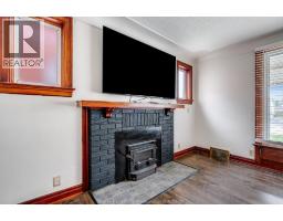 95 TWEEDSMUIR AVENUE East - 12