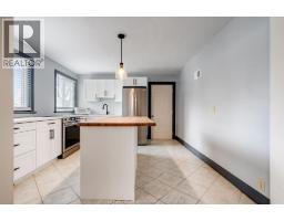 95 TWEEDSMUIR AVENUE East - 13