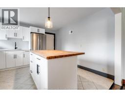 95 TWEEDSMUIR AVENUE East - 2