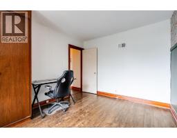 95 TWEEDSMUIR AVENUE East - 21