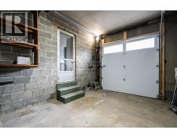 95 TWEEDSMUIR AVENUE East - 25