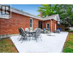 95 TWEEDSMUIR AVENUE East - 33