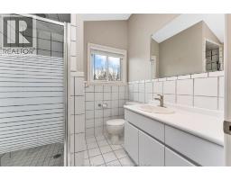 3748 OUELLETTE AVENUE - 39