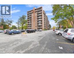 3936 WYANDOTTE STREET East UnitNo. 207 - 1