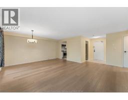 3936 WYANDOTTE STREET East UnitNo. 207 - 14