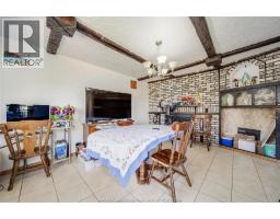 12 BENNIE AVENUE - 21