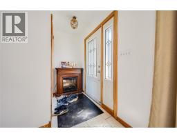 12 BENNIE AVENUE - 4