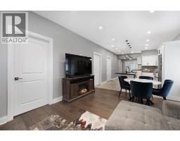 1059 ELSMERE AVENUE - 6