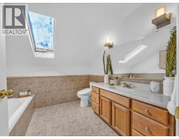 1206 SHORELINE AVENUE - 22