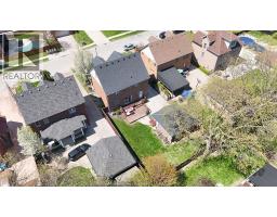 1270 LAKEVIEW AVENUE - 40