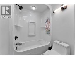 719 HELENA CRESCENT - 22