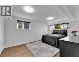 719 HELENA CRESCENT - 28