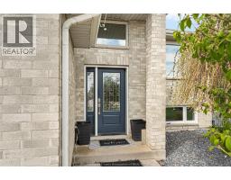 719 HELENA CRESCENT - 4