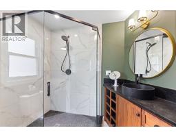 221 GRACE ROAD - 14