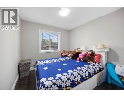 1280 EASTLAWN - 12