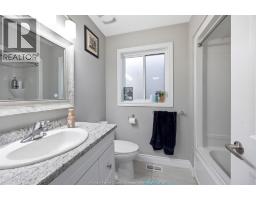 1280 EASTLAWN - 14