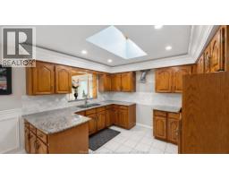 4585 HOWARD AVENUE - 8