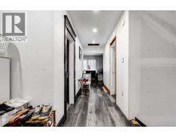 115 Erie STREET South - 14