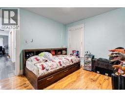 115 Erie STREET South - 16
