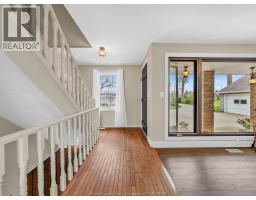 388 SEACLIFF DRIVE West - 5