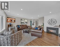 388 SEACLIFF DRIVE West - 9