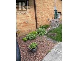 3331 GLENWOOD AVENUE - 49