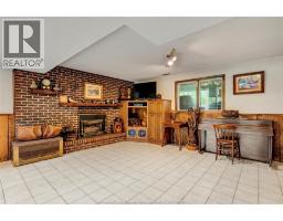 1156 Concession Rd 2 N - 23
