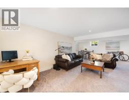 65 ROBIN COURT - 17