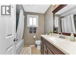 1680 CALDERWOOD - 18