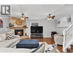 1680 CALDERWOOD - 19