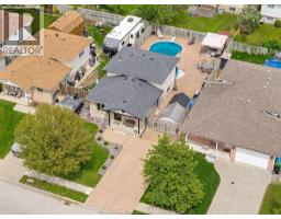 1680 CALDERWOOD - 36