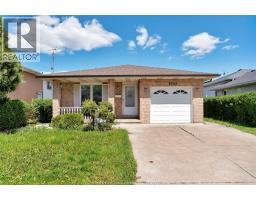 1042 BROOKVIEW CRESCENT - 1